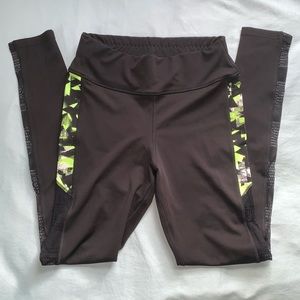 SOLD - Graphic & Mesh Panel Athleisure Leggings